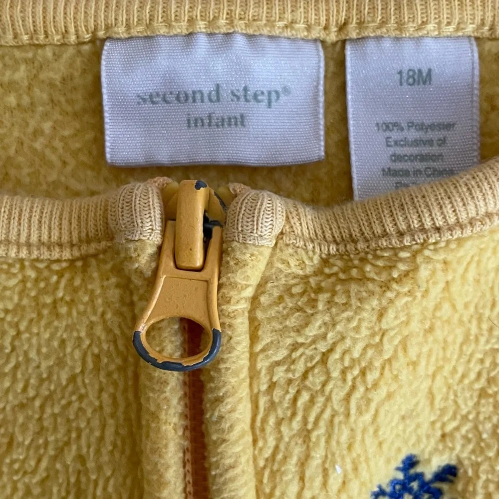 Second step fleece infant Yellow with zipper 18 M